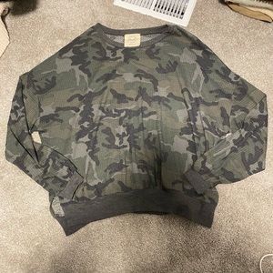 Fantastic Fawn Camo Light sweater